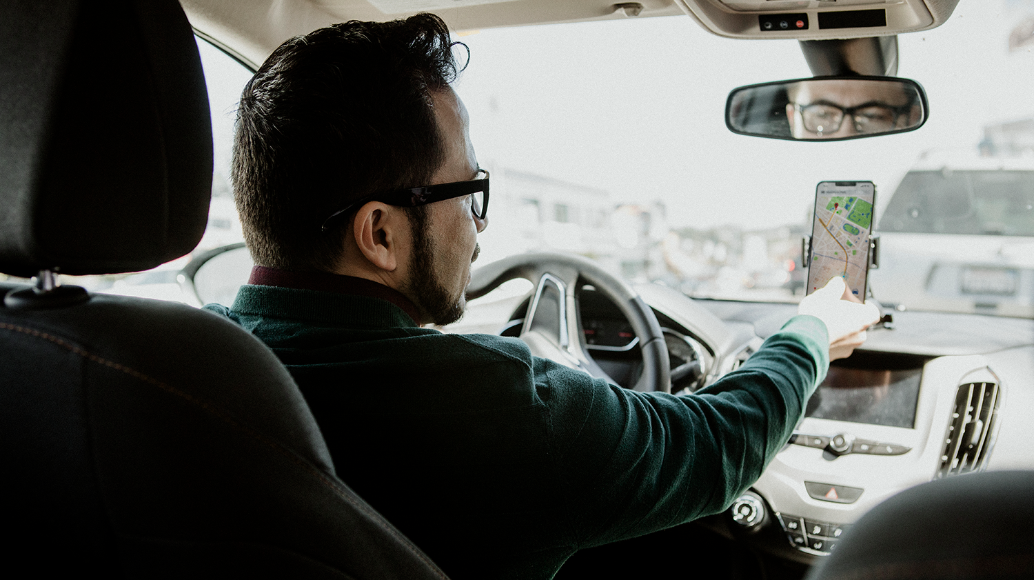 Rideshare Driver Lawsuit: What Drivers Need to Know About Their Legal Rights & Compensation
